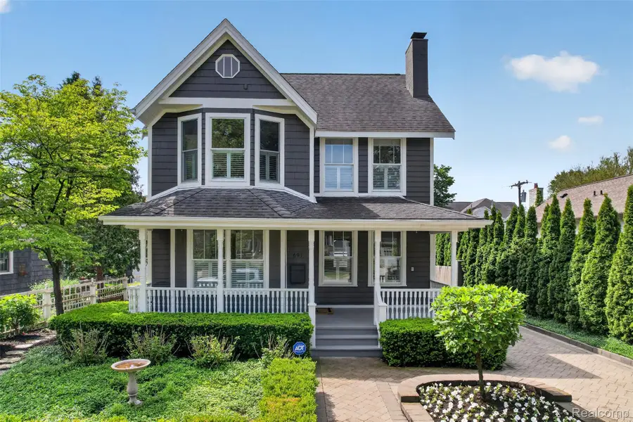 691 W Frank Street, Birmingham, MI 48009 - #3