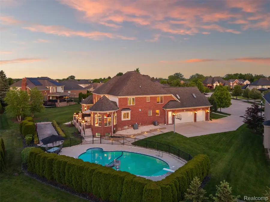 56074 Lario Court, Macomb, MI 48042 - #2