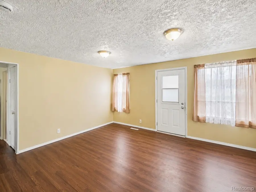 3316 Lockhead Street, Burton, MI 48529 - #3