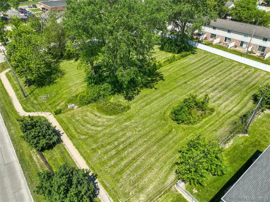 0000 Northline Road, Southgate, MI 48195 - #2