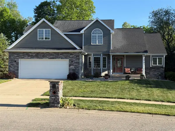 2380 Houghton Hollow Drive, Lansing, MI 48911