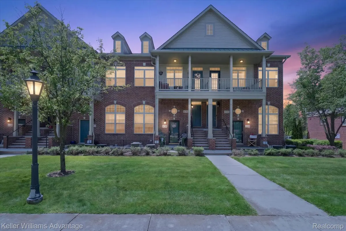 446 Old Pine Way, Walled Lake, MI 48390 - #1