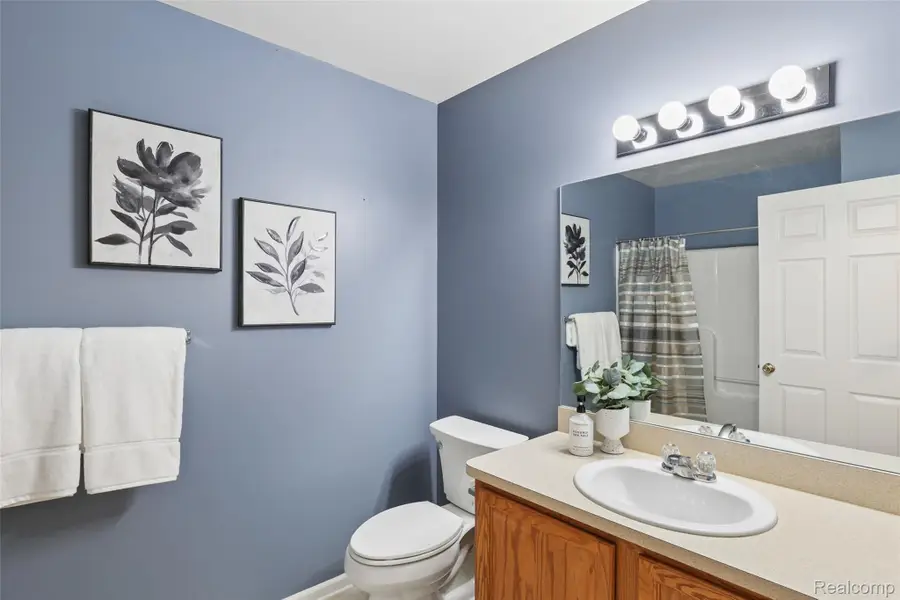 11862 Farmington Road, Livonia, MI 48150 - #3