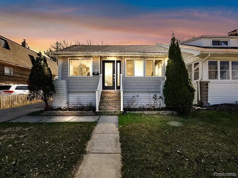 419 W 12 Mile Road, Royal Oak, MI 48073 - #2