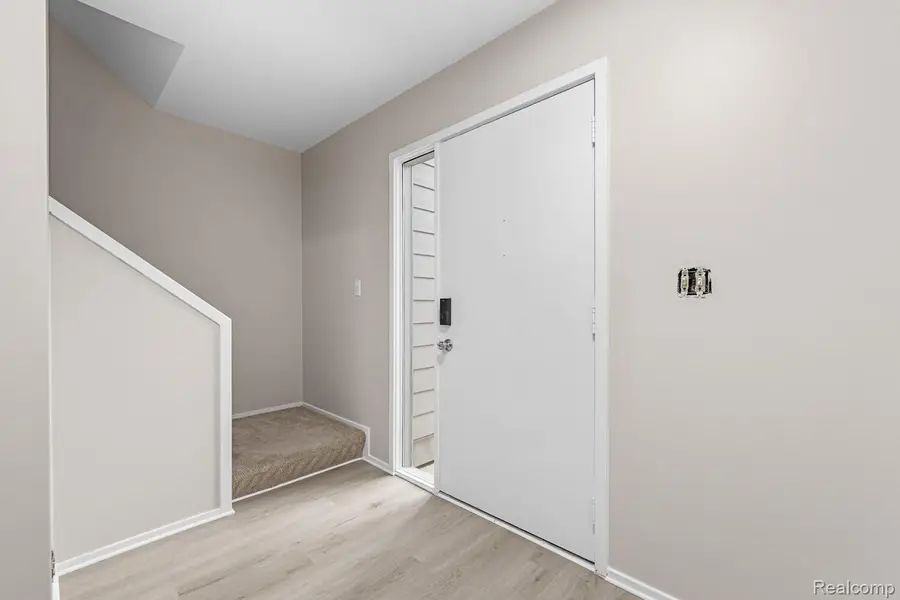 3123 Lake Haven Drive, Ann Arbor, MI 48105 - #2
