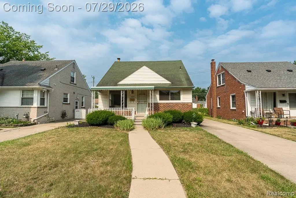 9343 Fenton, Redford, MI 48239 - #1