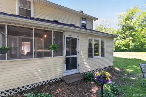 9455 Andersonville Road, Clarkston, MI 48346