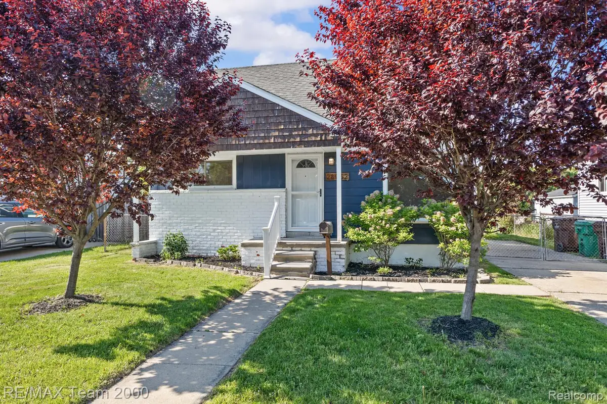 28952 Bridge Street, Garden City, MI 48135 - #1