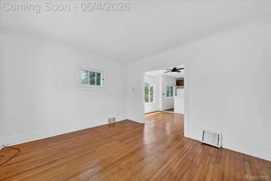 351 Edgewood Place, Ferndale, MI 48220 - #3