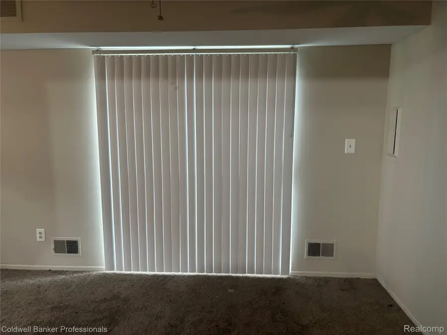 41223 S Woodbury Green Drive, Belleville, MI 48111 - #3