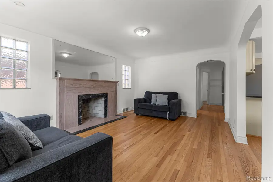 450 N Denwood Street, Dearborn, MI 48128 - #3