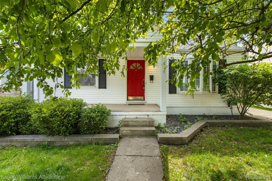 617 S Edgeworth Avenue, Royal Oak, MI 48067 - #2