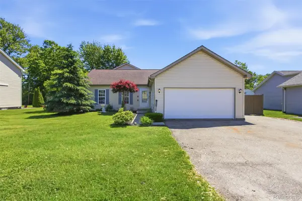 11293 Delano Street, Romulus, MI 48174