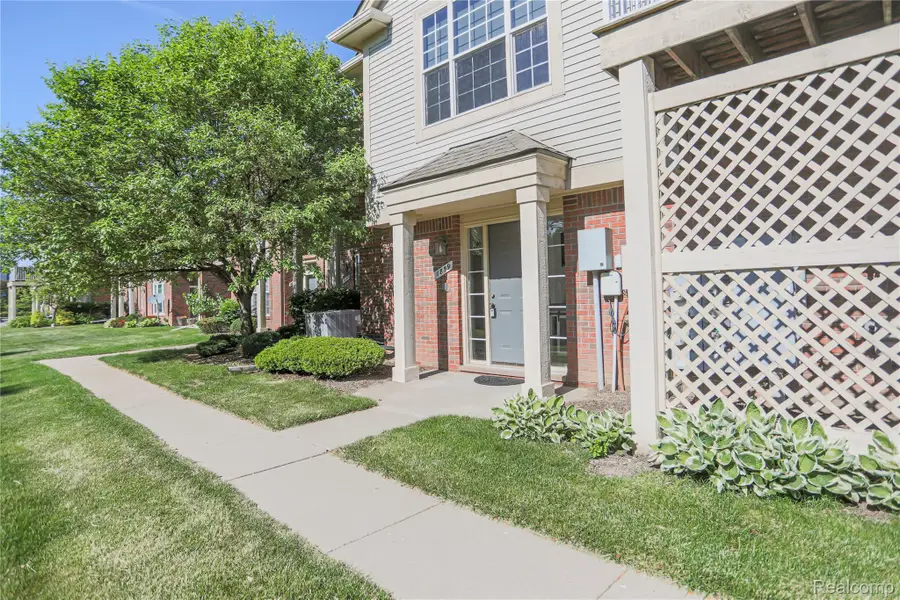 1859 Flagstone Circle, Rochester, MI 48307 - #3