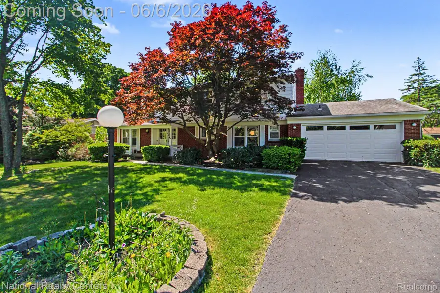 5535 Pembury Lane, West Bloomfield, MI 48322 - #3
