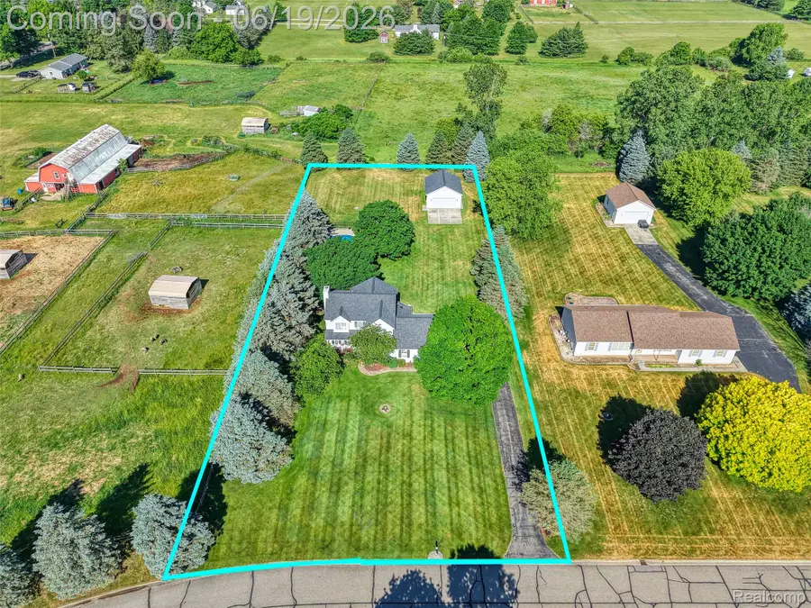 5900 Carter Court, Howell, MI 48843 - #2