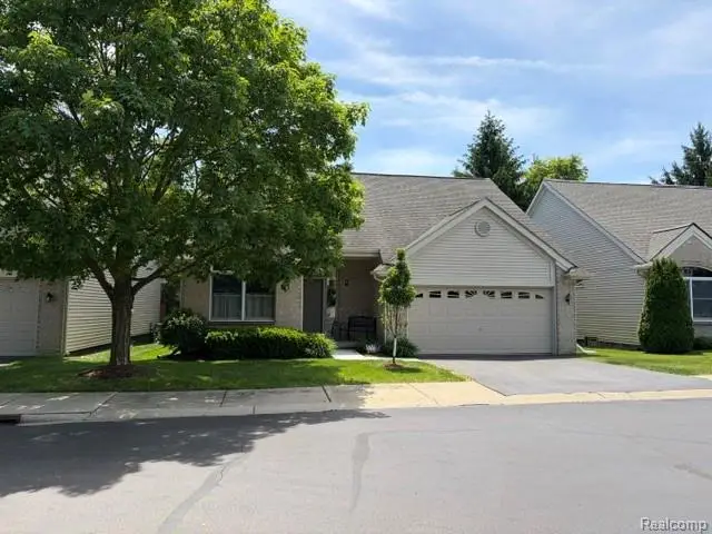 5523 Ashby Court, Waterford, MI 48327 - #2