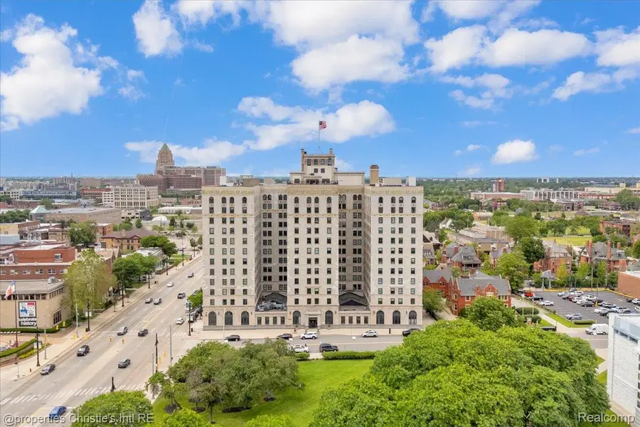 15 E Kirby Street #815, Detroit, MI 48202 - #2