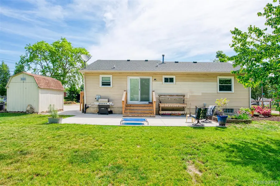 903 Jones Street, Howell, MI 48843 - #3