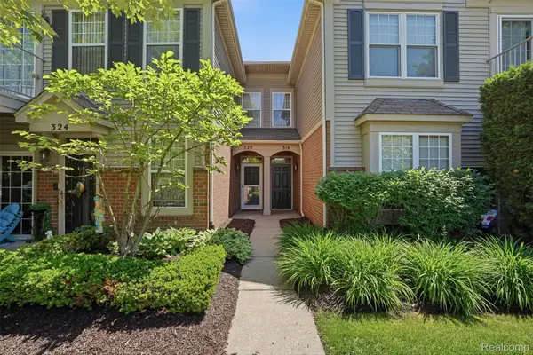320 N Wixom Road #30, Wixom, MI 48393