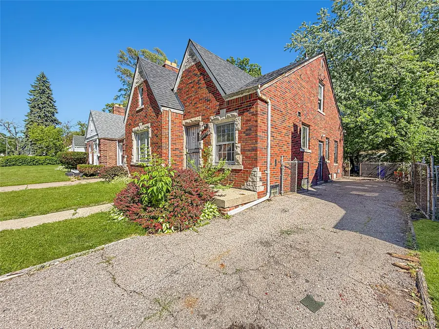 13334 Elmdale Street, Detroit, MI 48213 - #3