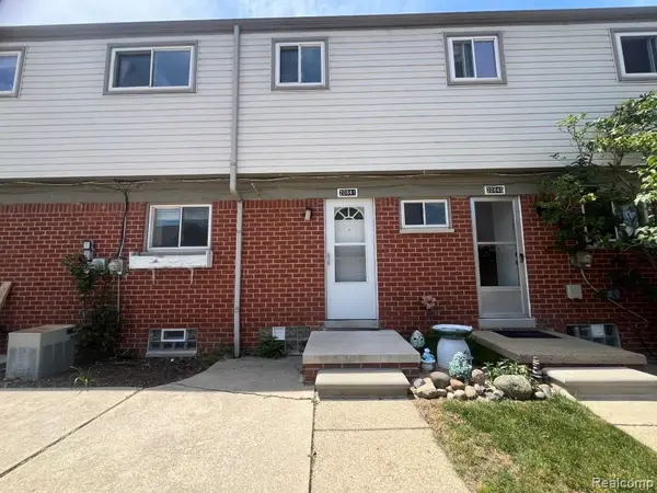 20841 Washington, Roseville, MI 48066