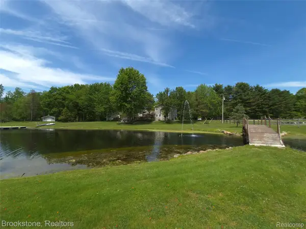 5910 Spring Valley Lane, Dryden, MI 48428