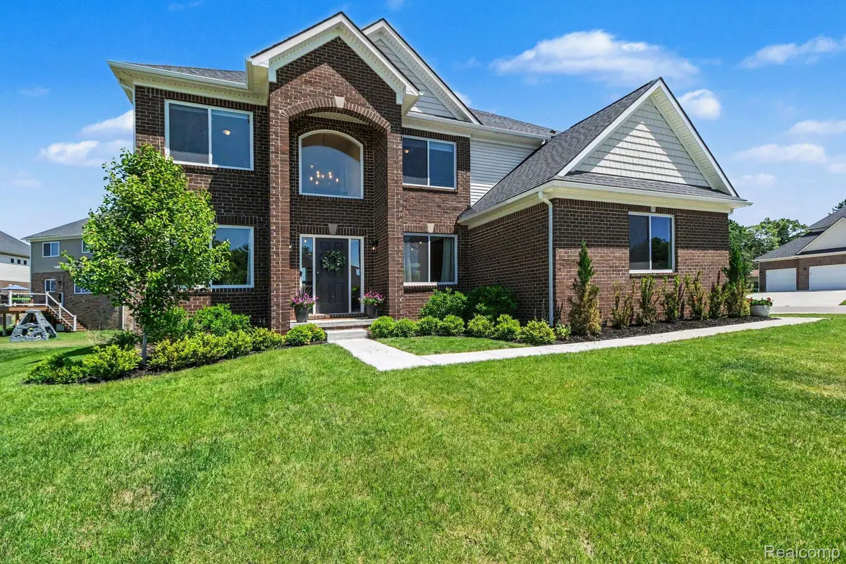 5531 Morgan Lake Drive, Clarkston, MI 48348 - #1