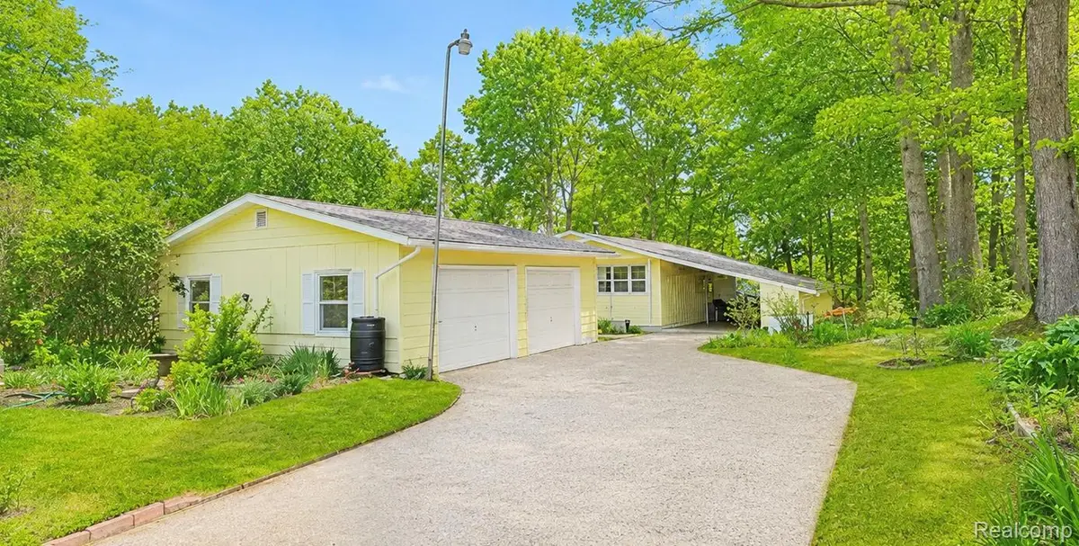 4840 N Flint Road, Sanford, MI 48657 - #1