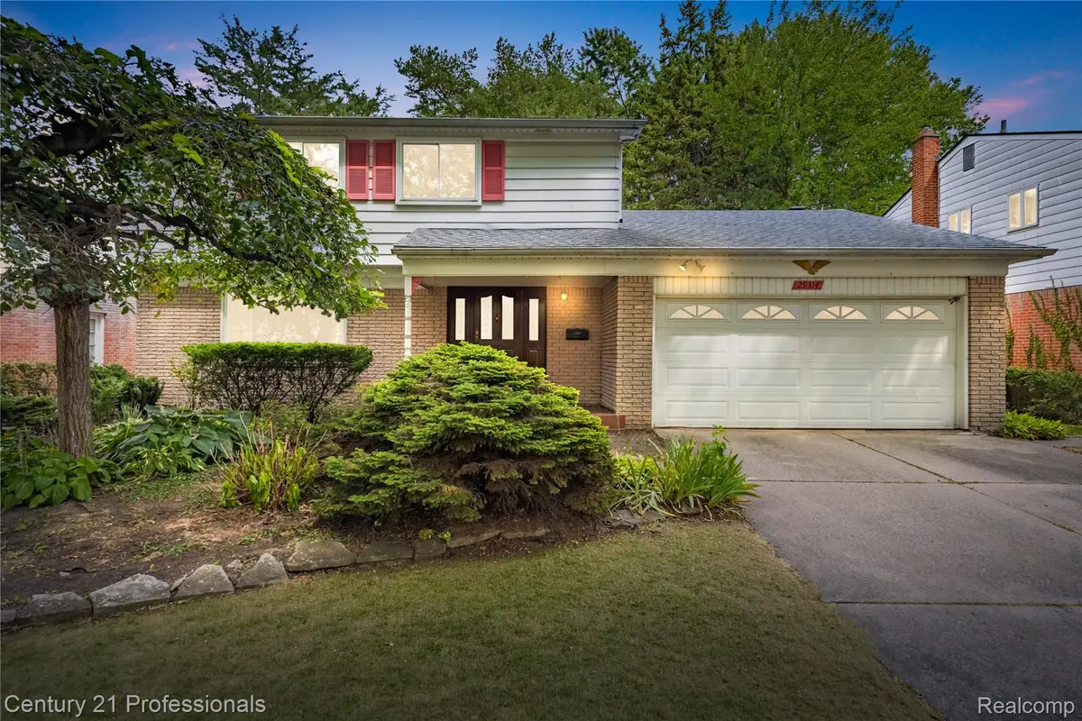 29314 Walker Drive, Warren, MI 48092 - #1