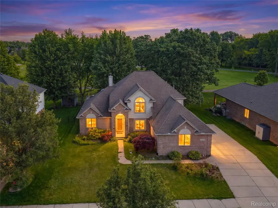 35724 Saint Clair Drive, New Baltimore, MI 48047 - #2