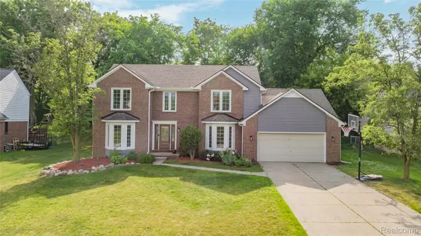30975 Sunderland Drive, FarmingtonHills, MI 48331