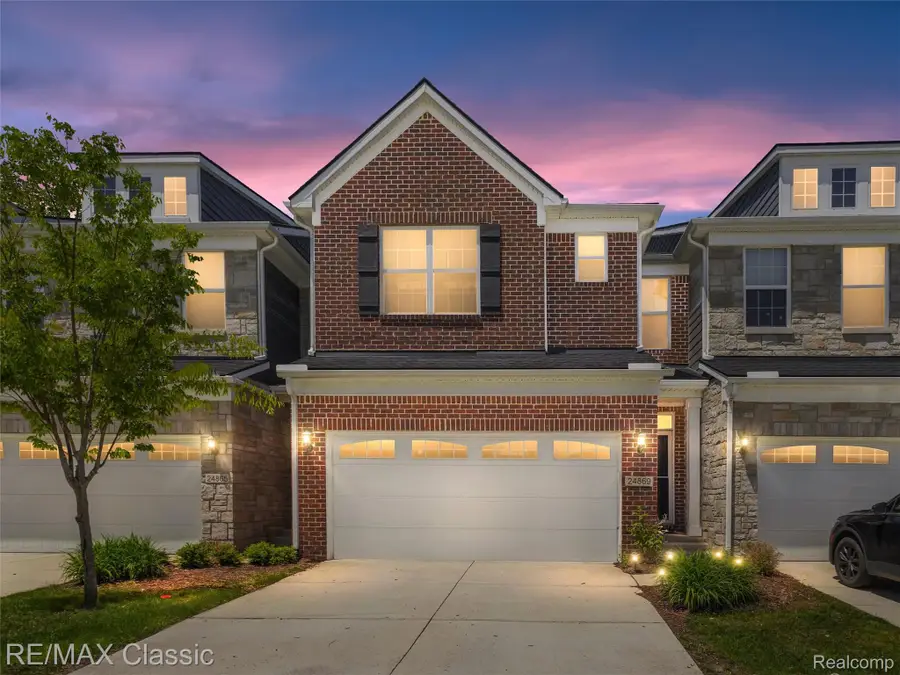 24869 Ivy, Novi, MI 48375 - #2