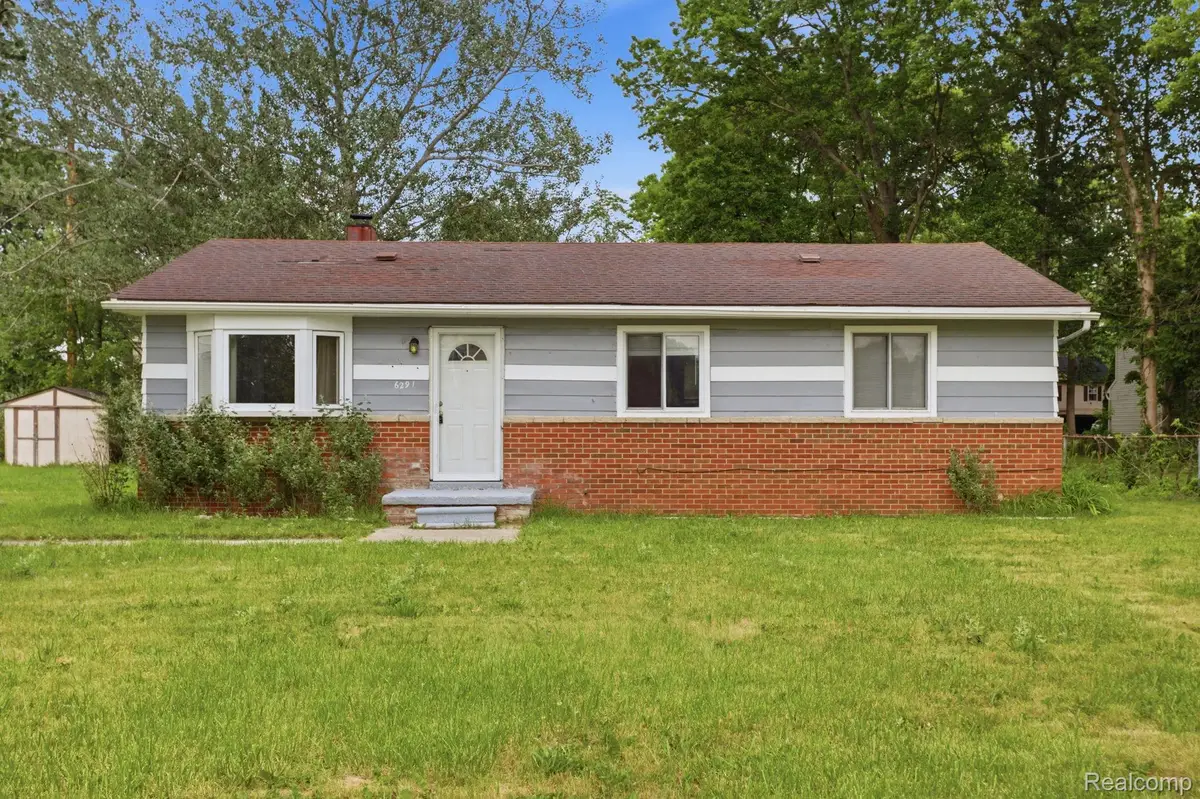 6291 Edmund Street, Romulus, MI 48174 - #1