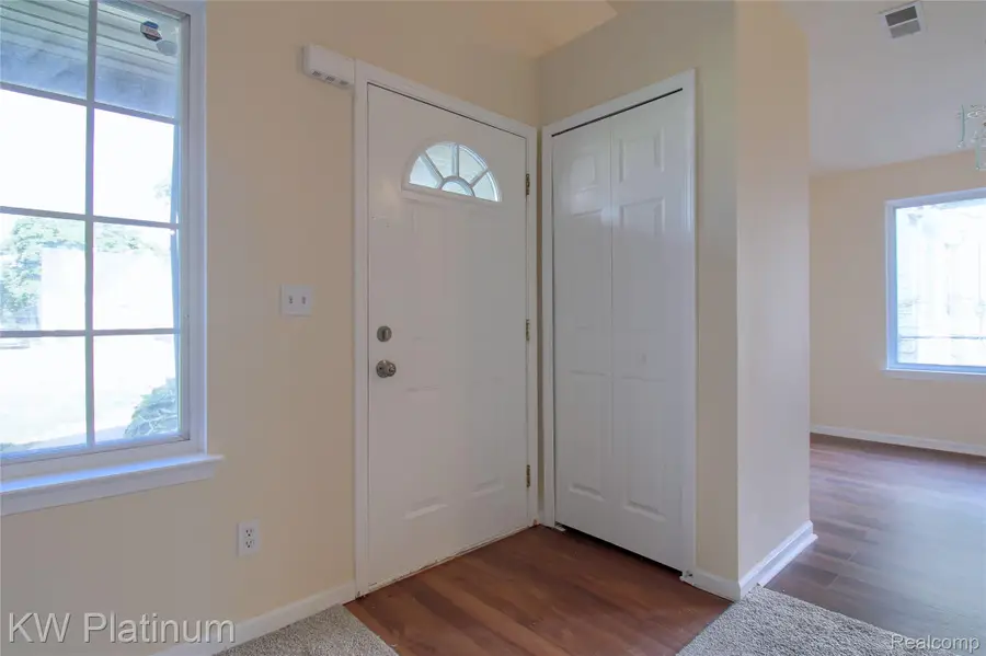 4452 Croissant Street, Dearborn Heights, MI 48125 - #3