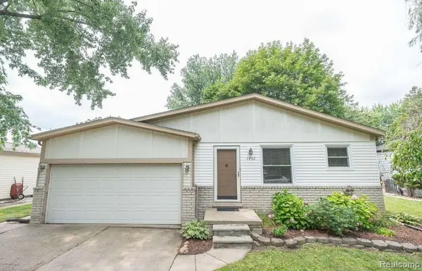 3452 Cone Avenue, RochesterHills, MI 48309