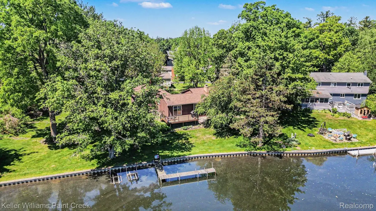 2911 Walmsley Circle Drive, Orion, MI 48360 - #1