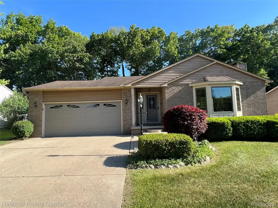 992 Alpine Drive, Brighton, MI 48116 - #3