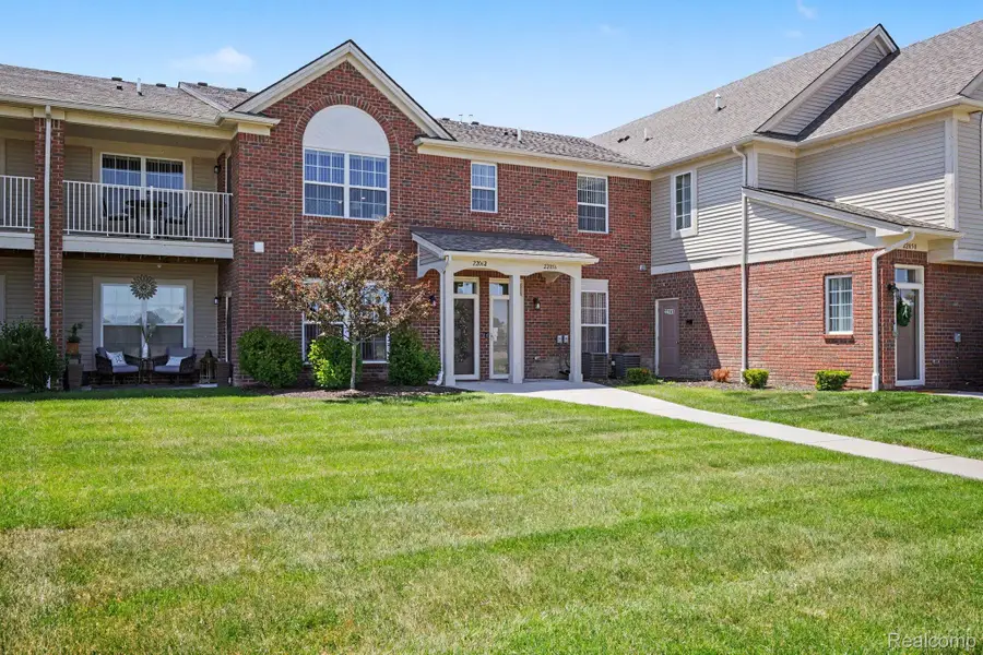 22056 Andover Drive #93, Macomb, MI 48042 - #3