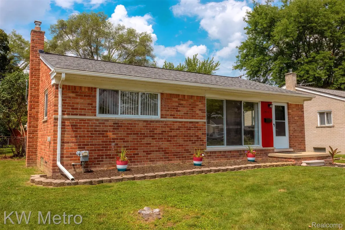 29171 Mark Avenue, Madison Heights, MI 48071 - #1
