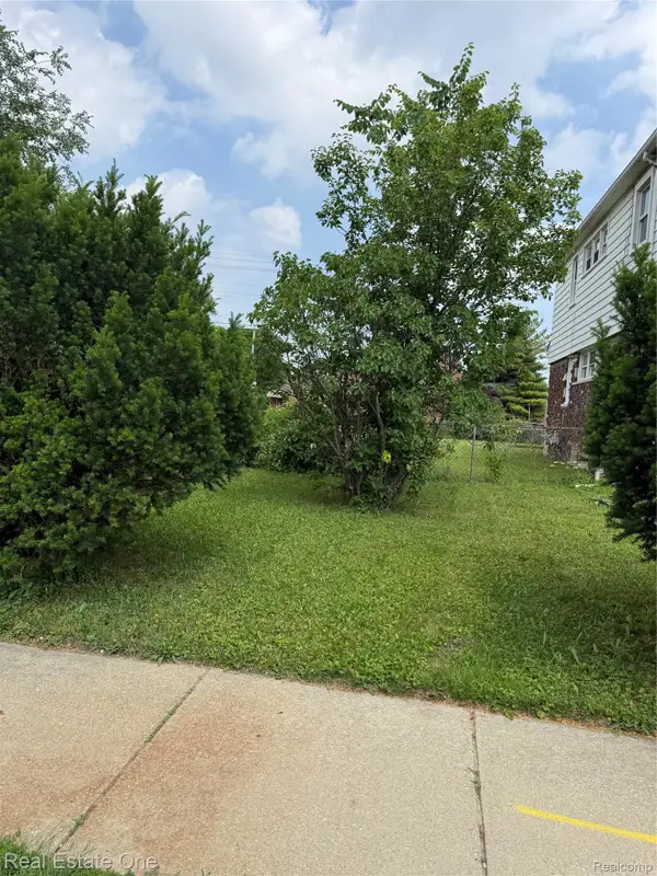 4346 Bingham Street, Dearborn, MI 48126