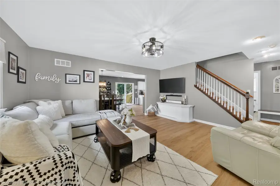 3580 Overton Street, Waterford, MI 48328 - #3