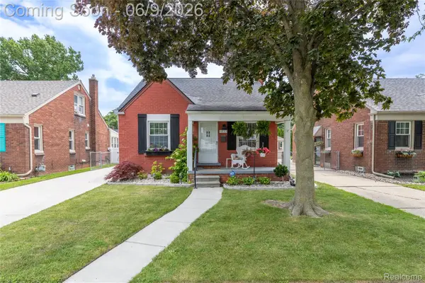 1833 Vinewood Street, Wyandotte, MI 48192
