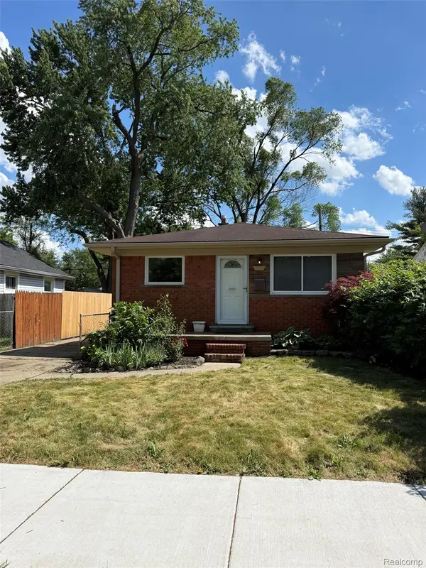 1512 E Jarvis Avenue, HazelPark, MI 48030