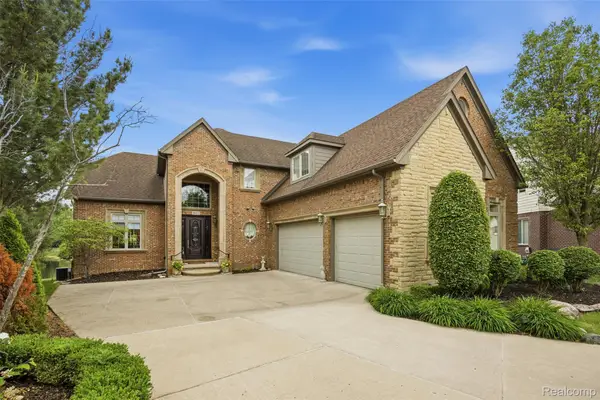 50573 Elmwood Court, Plymouth, MI 48170