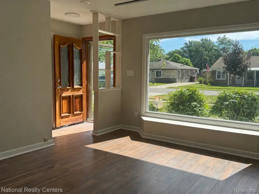 28111 Brentwood Street, Southfield, MI 48076 - #2