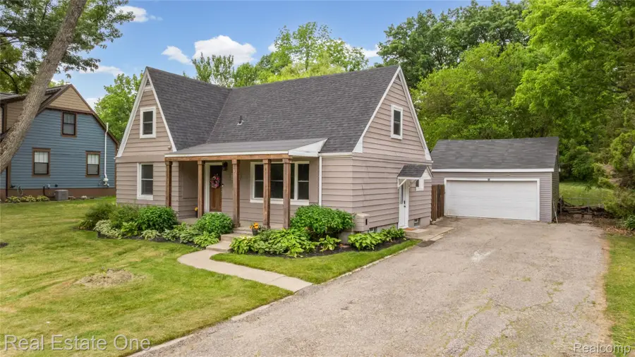 2275 Richwood Road, Auburn Hills, MI 48326 - #2