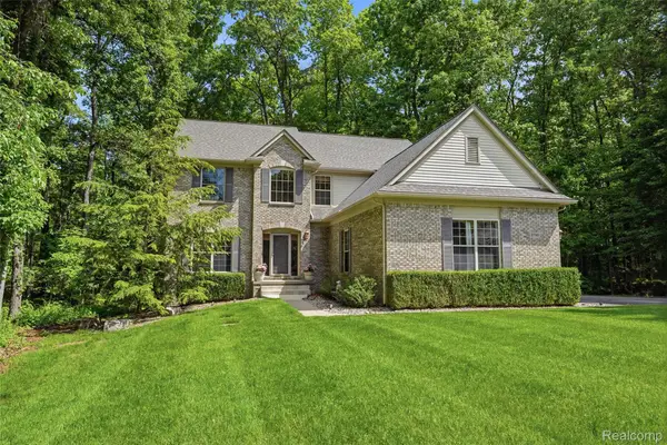 2790 Pine Bluffs Ct., Highland, MI 48357