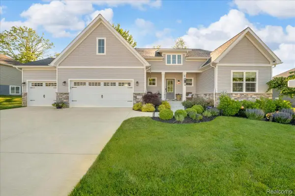 1179 Timberleaf Drive, Brighton, MI 48114