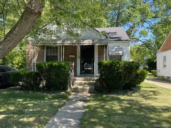 8426 Auburn Street, Detroit, MI 48228